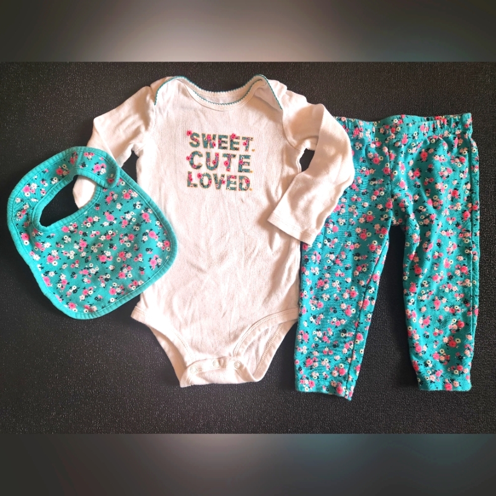 Carter's Girls 3 Piece Floral Onsie Set 18months EUC